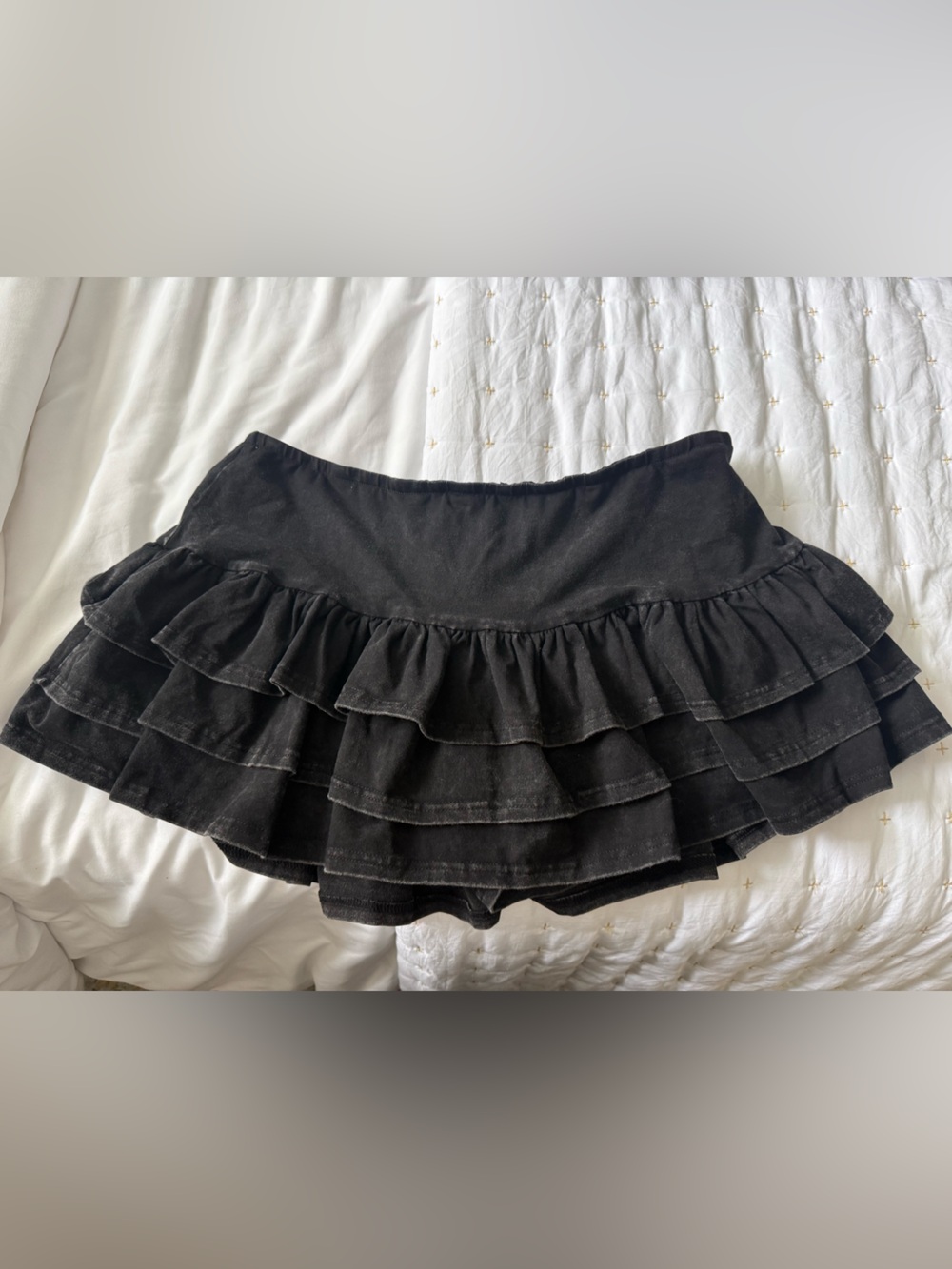 *NWOT* Hot Topic- Black Layered Ruffle Mini Skirt